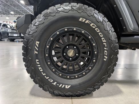 Used 2021 Jeep Wrangler Unlimited Sport AWD/4WD image 9