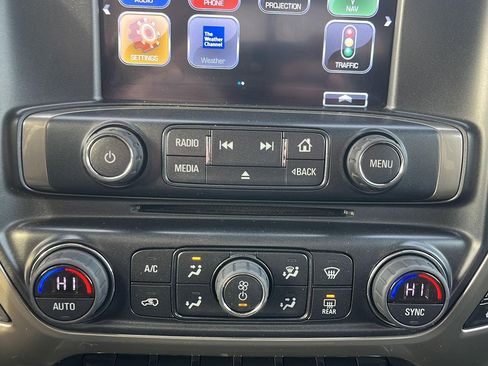 Used 2018 Chevrolet Silverado 1500 High Country image 19