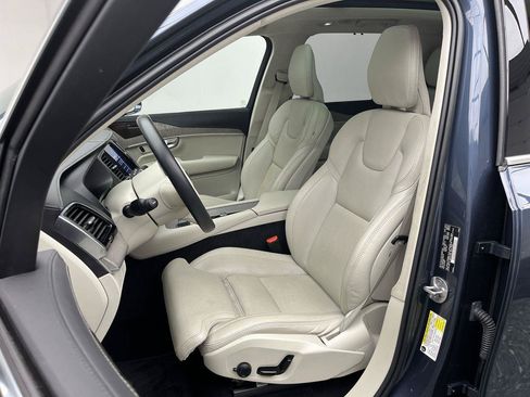 Used 2023 Volvo XC90 B6 Ultimate AWD/4WD image 10