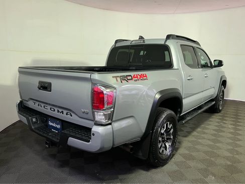 Used 2021 Toyota Tacoma TRD Off-Road w/ Technology Package image 7