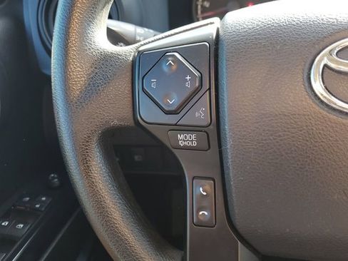 Used 2022 Toyota Tacoma SR w/ SR Convenience Package image 22