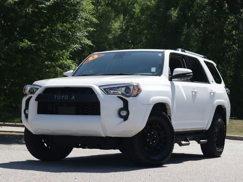 Used 2023 Toyota 4Runner SR5 Premium w/ Moonroof Package RWD image 1