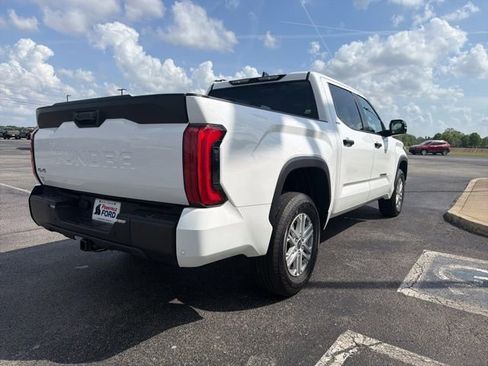 Used 2024 Toyota Tundra SR5 w/ SR5 Convenience Package AWD/4WD image 5