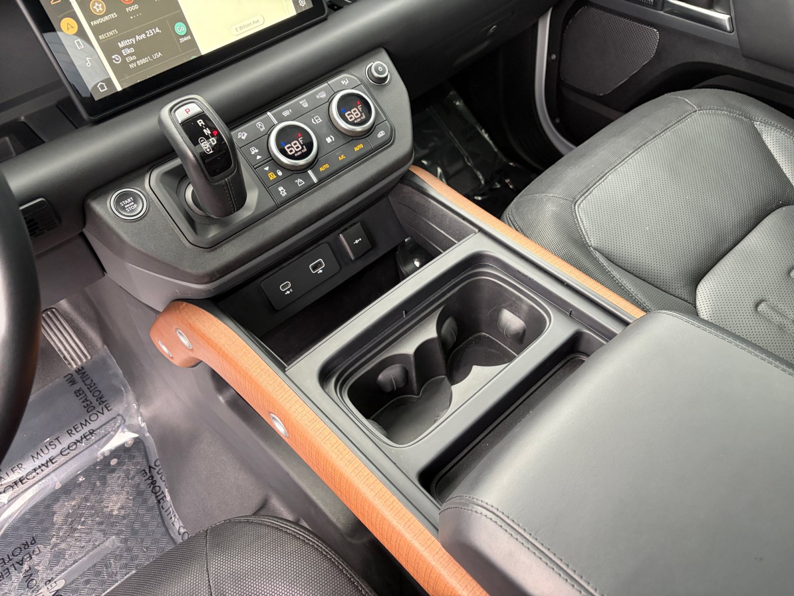 Used 2021 Land Rover Defender 110 X-Dynamic HSE AWD/4WD image 23
