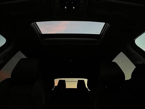 Used 2020 Acura MDX Technology image 16