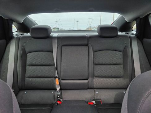 Used 2024 Chevrolet Malibu LT image 31