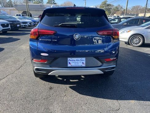 Used 2022 Buick Encore GX Essence w/ Safety Package II image 7