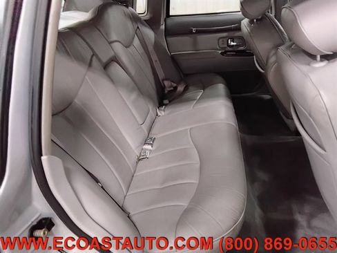 Used 1997 Lincoln Town Car Executive image 16