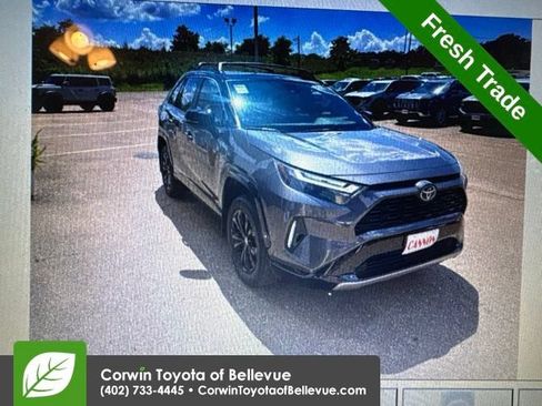 Used 2023 Toyota RAV4 XSE AWD/4WD image 5