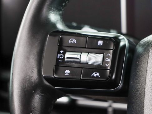 Used 2025 Hyundai Santa Fe SEL FWD image 13