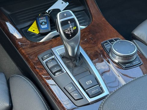 Used 2017 BMW X3 xDrive28i image 16