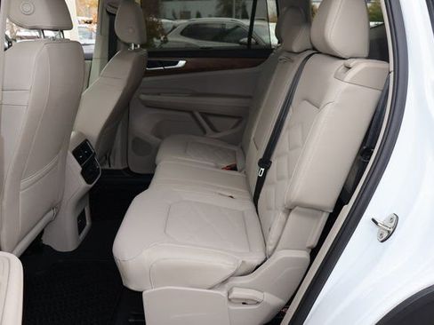 New 2026 Volkswagen Atlas SE image 13