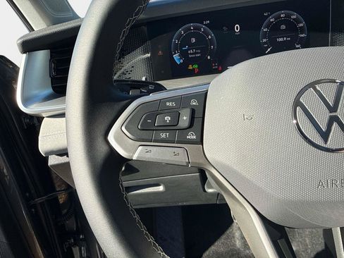 New 2026 Volkswagen Tiguan SE image 29