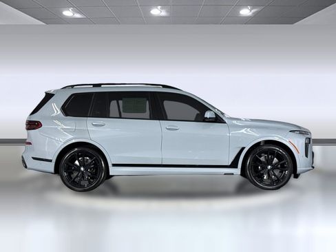 Used 2024 BMW X7 xDrive40i w/ M Sport Package AWD/4WD image 7