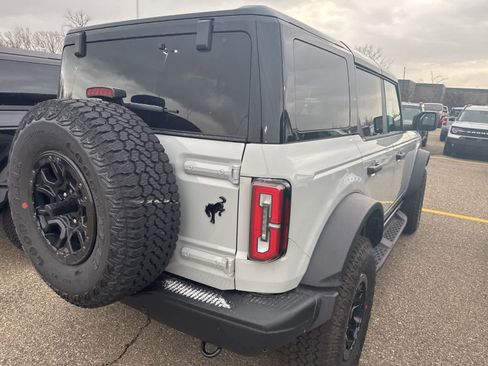 New 2026 Ford Bronco Badlands image 25