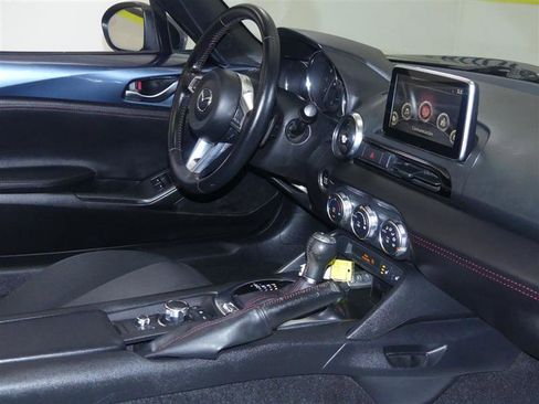 Used 2016 MAZDA MX-5 Miata Grand Touring image 20
