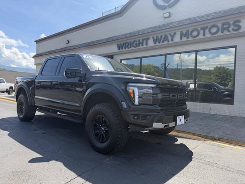 Used 2025 Ford F150 Raptor AWD/4WD image 1