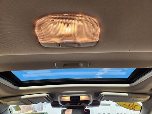 Used 2024 Subaru Crosstrek 2.0i Premium image 27