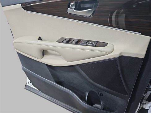 Used 2019 Kia Sorento EX image 33