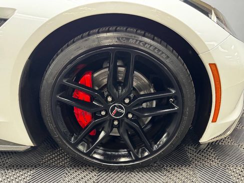 Used 2016 Chevrolet Corvette Stingray Coupe w/ 2LT Preferred Equipment Group image 16