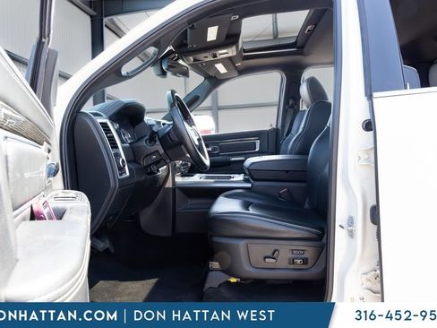 Used 2017 RAM 1500 Limited RWD image 3