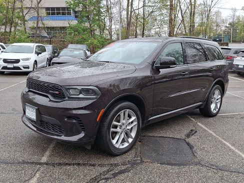 Certified 2025 Dodge Durango GT AWD/4WD image 3