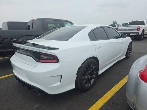 Used 2020 Dodge Charger Scat Pack RWD image 4