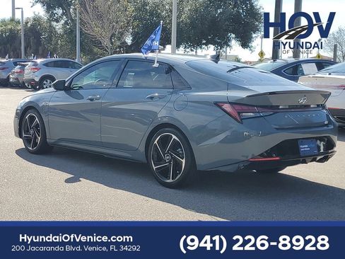 Certified 2022 Hyundai Elantra N Line w/ Preferred Accessory Package image 11