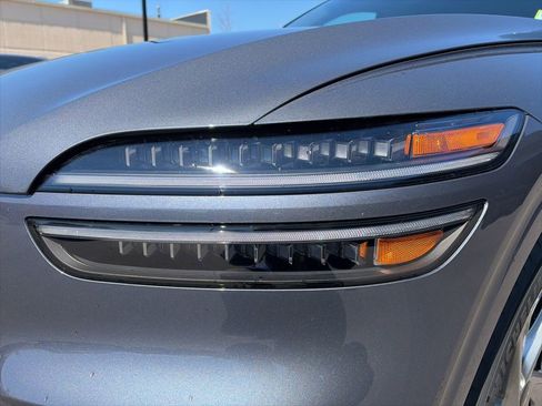 New 2026 Genesis GV70 2.5T Advanced image 11