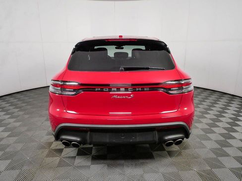 Certified 2022 Porsche Macan S AWD/4WD image 28