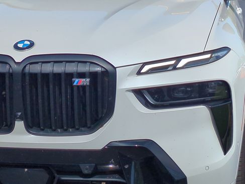 Certified 2024 BMW X7 M60i w/ Executive Package AWD/4WD image 6