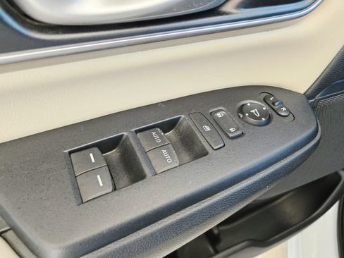Used 2019 Honda CR-V EX-L image 35