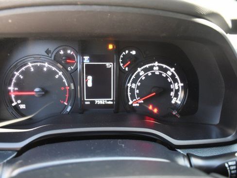 Used 2022 Toyota 4Runner Trail Special Edition AWD/4WD image 31