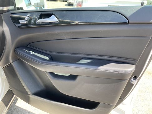 Used 2017 Mercedes-Benz GLE 350 w/ Premium 1 Package image 20