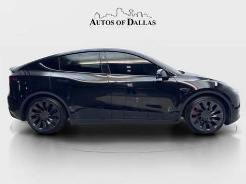 Used 2024 Tesla Model Y Performance AWD/4WD image 10