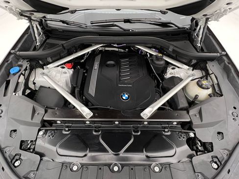 Used 2022 BMW X5 xDrive40i w/ M Sport Package image 28