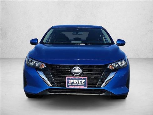 Used 2024 Nissan Sentra SV FWD image 2