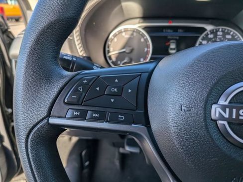 Used 2024 Nissan Sentra SV FWD image 19