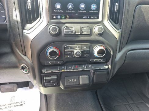 Used 2021 Chevrolet Silverado 1500 LT image 24