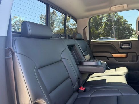 Used 2018 Chevrolet Silverado 1500 LTZ w/ Sport Package AWD/4WD image 44