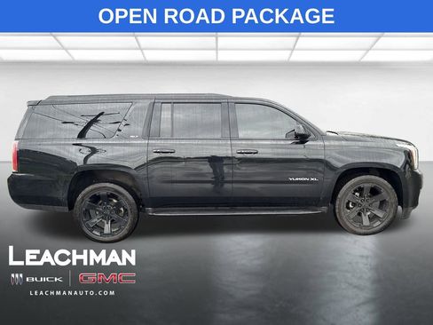 Used 2019 GMC Yukon XL SLT w/ Graphite Performance Edition RWD image 2