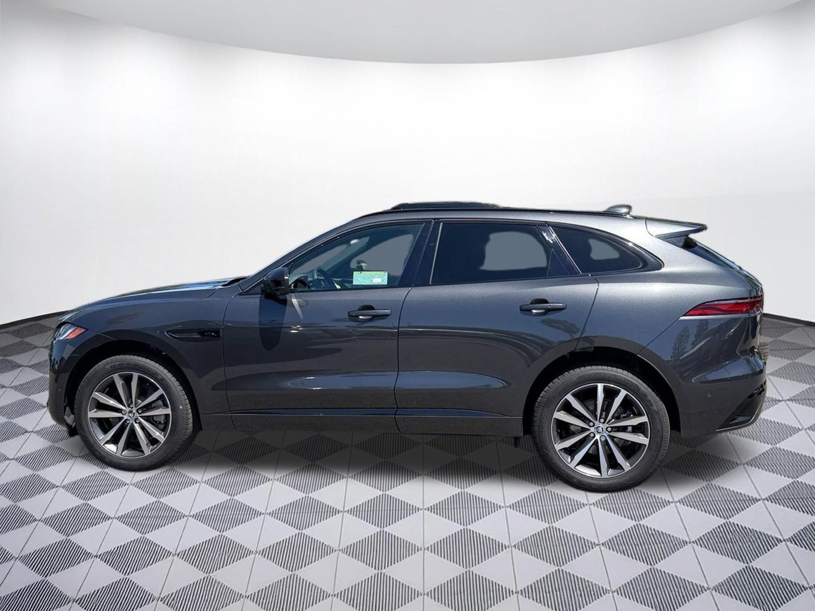 New 2026 Jaguar F-PACE R-Dynamic S AWD/4WD image 2