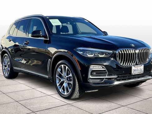 Used 2020 BMW X5 xDrive40i w/ Premium Package image 2
