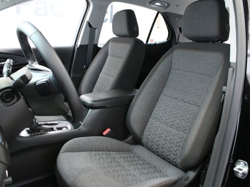 Certified 2024 Chevrolet Equinox LT w/ LPO, Floor Liner Package AWD/4WD image 23