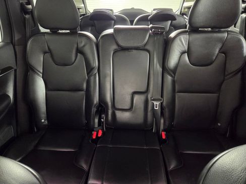 Used 2019 Volvo XC90 T6 Momentum w/ Protection Package Premier AWD/4WD image 22