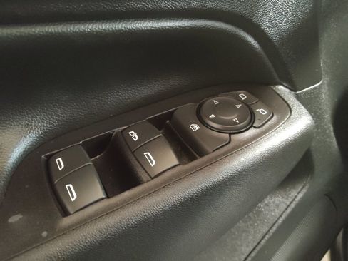 Used 2019 Chevrolet Equinox LT AWD/4WD image 27