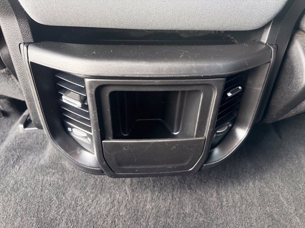 Used 2022 RAM 1500 Big Horn AWD/4WD image 39