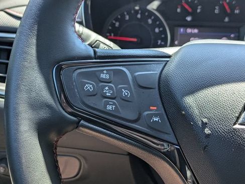 Used 2023 Chevrolet Equinox RS FWD image 28