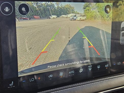 Used 2023 Lincoln Corsair AWD image 25