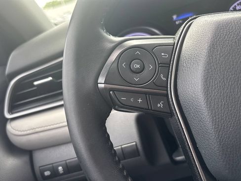 Used 2023 Toyota Camry SE w/ Audio Upgrade Package FWD image 11